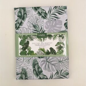 NEW Tablecloth Indoor Outdoor Large Green Tropical Leaf 60”x 84” | Layla